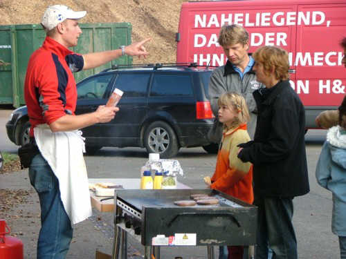 DSCF1203.JPG (63KB)